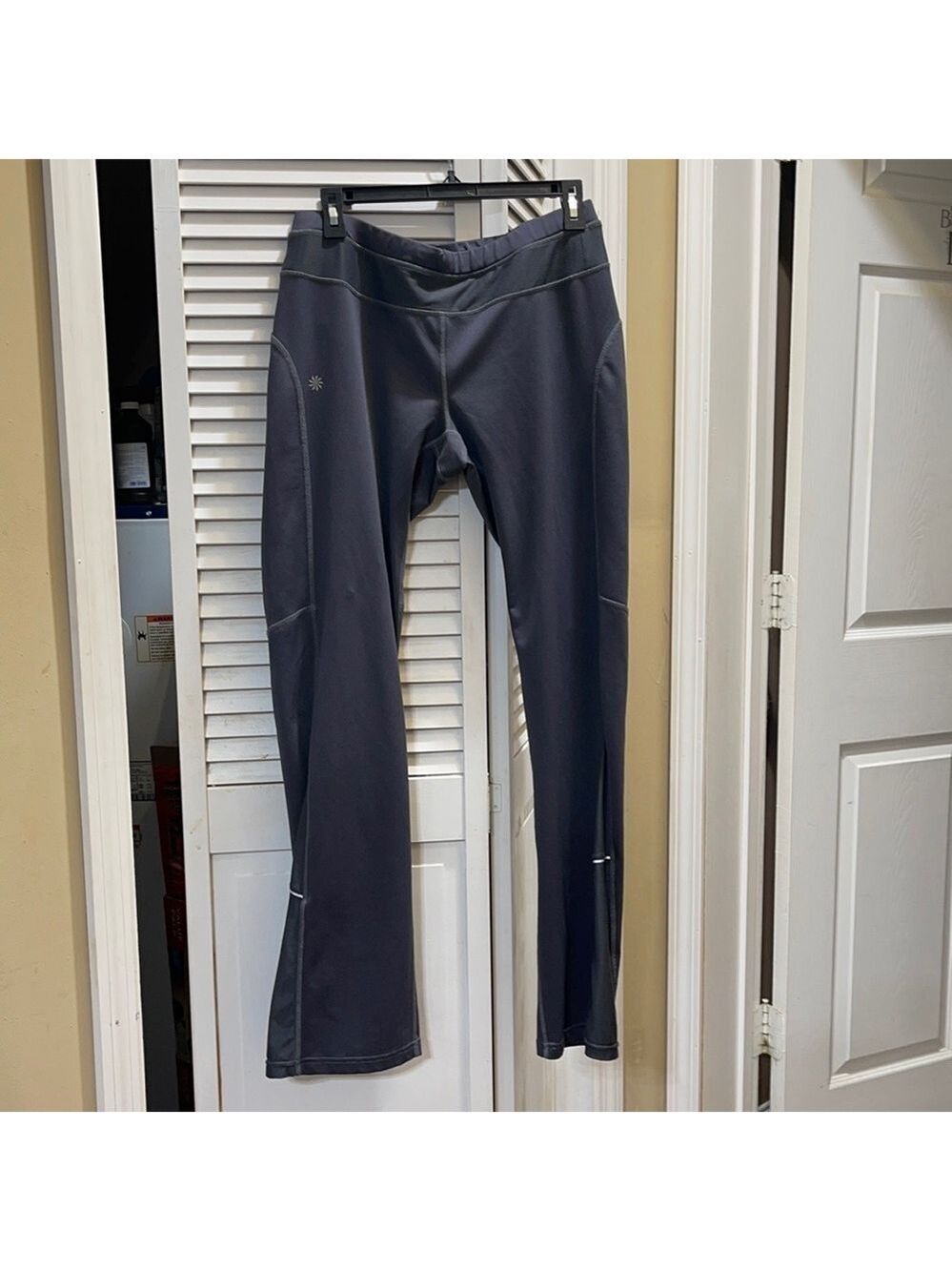 ATHLETA WORK OUT PANTS A7